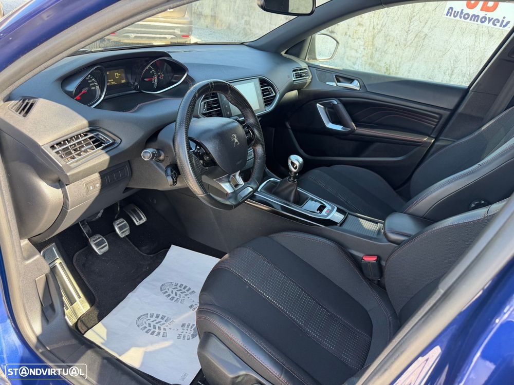 Peugeot 308 1.2 PureTech GT Line - 8