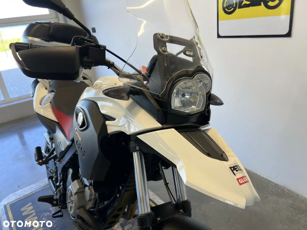 BMW G - 24