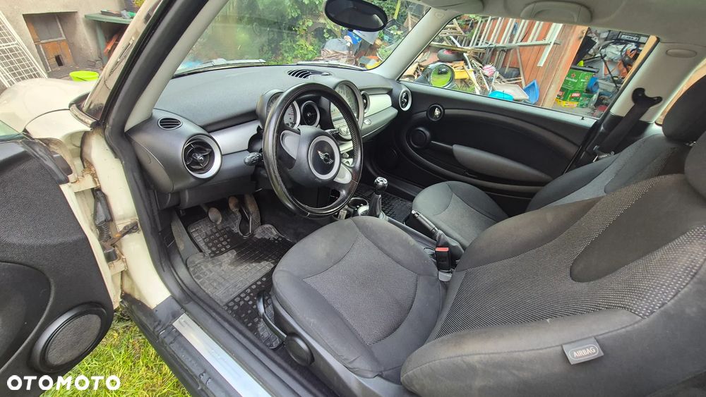 MINI ONE Standard - 9