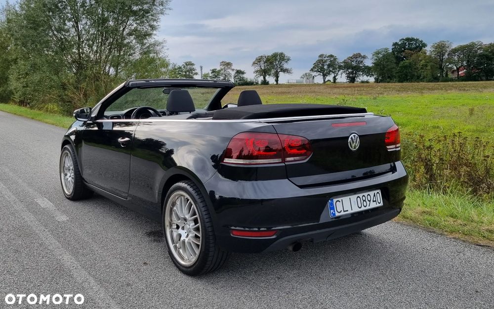 Volkswagen Golf - 23