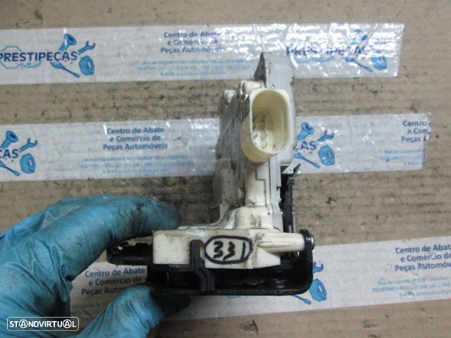 Fecho 8E0839016AA AUDI A4 2006 TD ELETRICO - 2