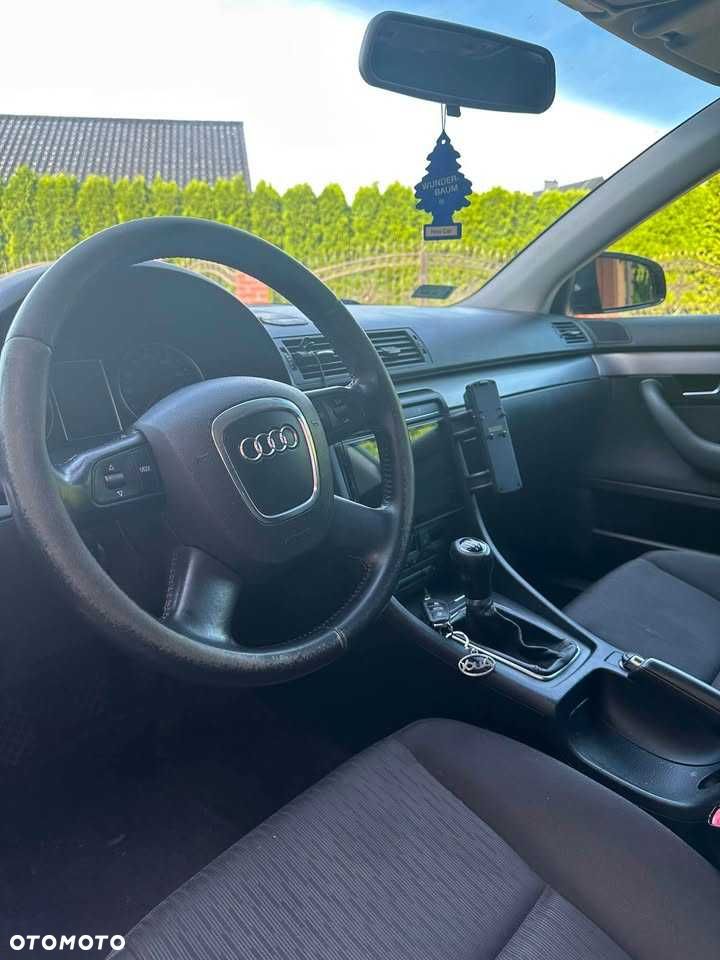 Audi A4 Avant - 3