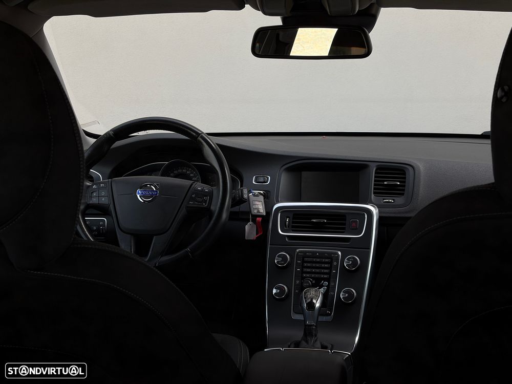 Volvo V60 - 37