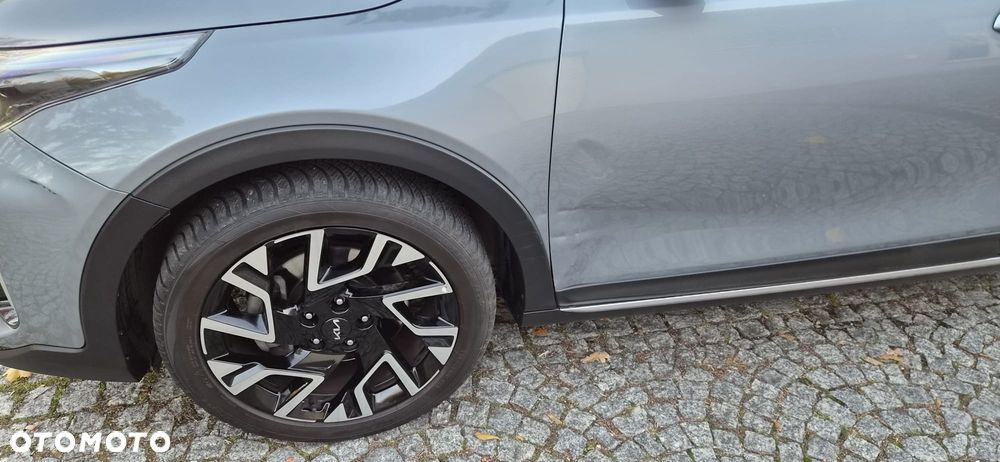 Kia Ceed 1.5 T-GDI L Business Line DCT - 14