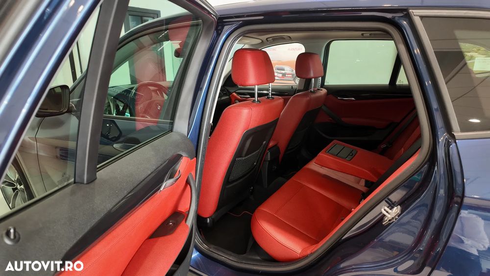 BMW X1 sDrive20d xLine - 29