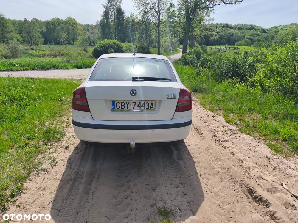 Skoda Octavia 2.0 TDI Ambiente - 3