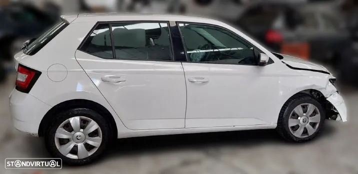 SKODA FABIA II PARA PEÇAS - 4
