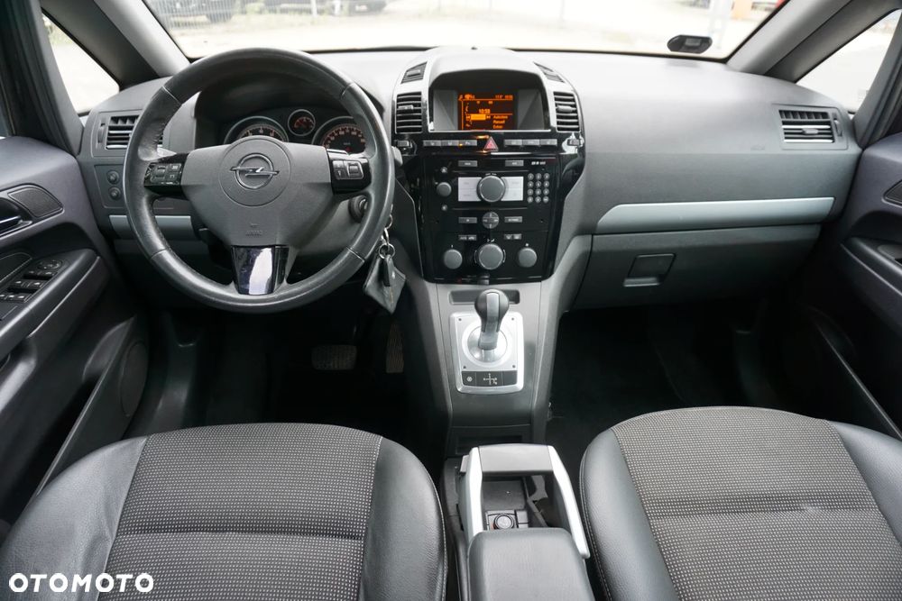 Opel Zafira 1.8 Cosmo EasyTronic EU5 - 14