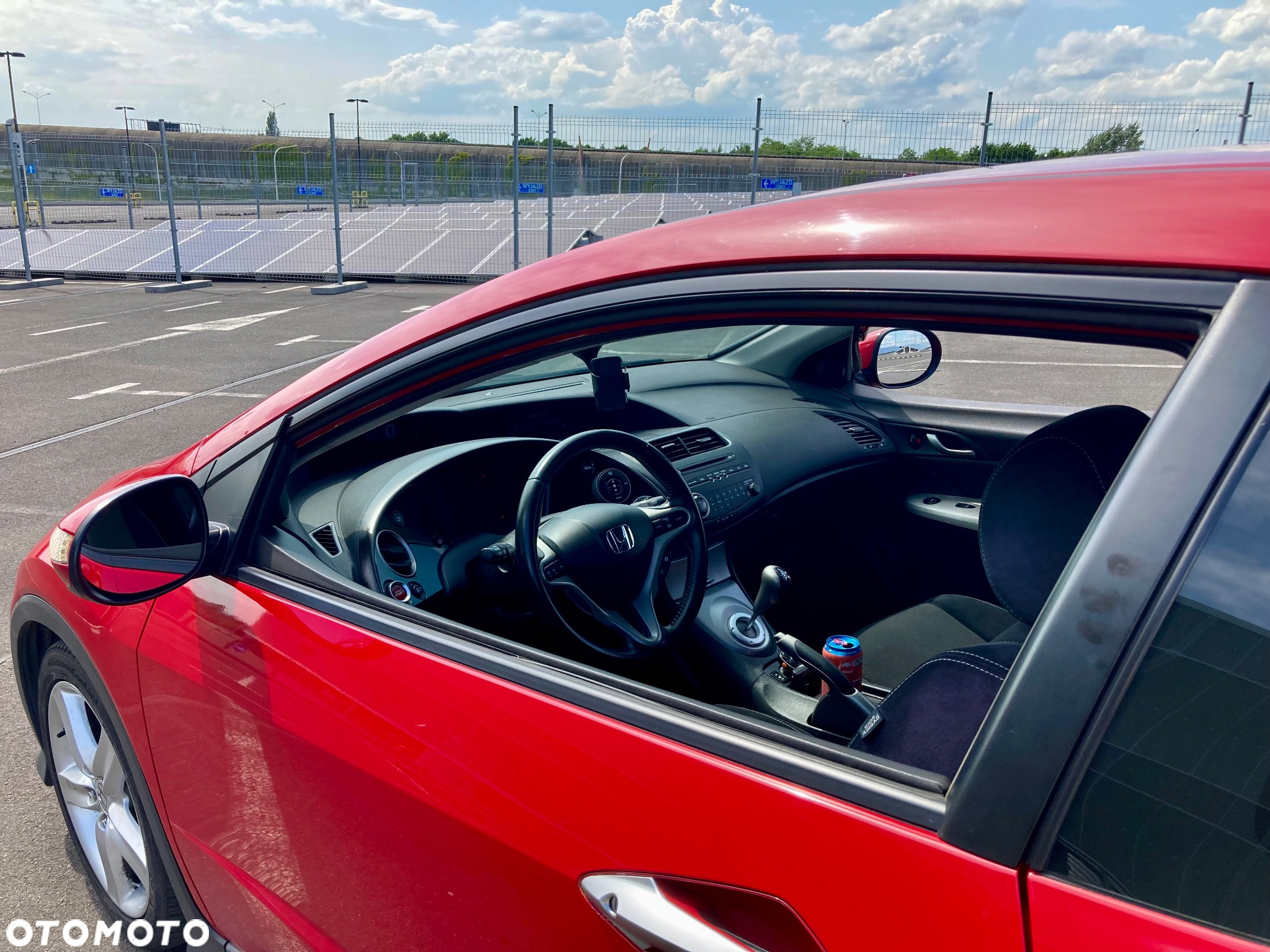 Honda Civic 1.8 LX Coupe - 30