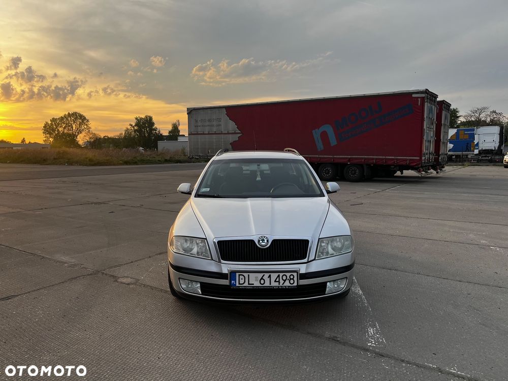 Skoda Octavia 2.0 TDI Ambiente - 2