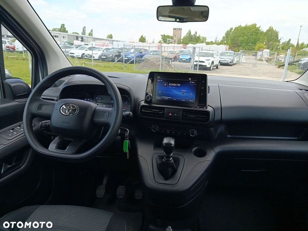 Toyota Proace City Verso 1.5 D-4D Business - 11