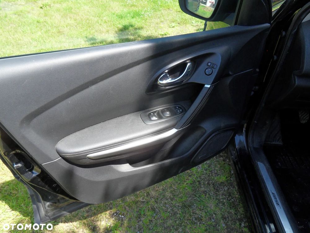 Renault Kadjar Energy TCe 130 Bose Edition - 16