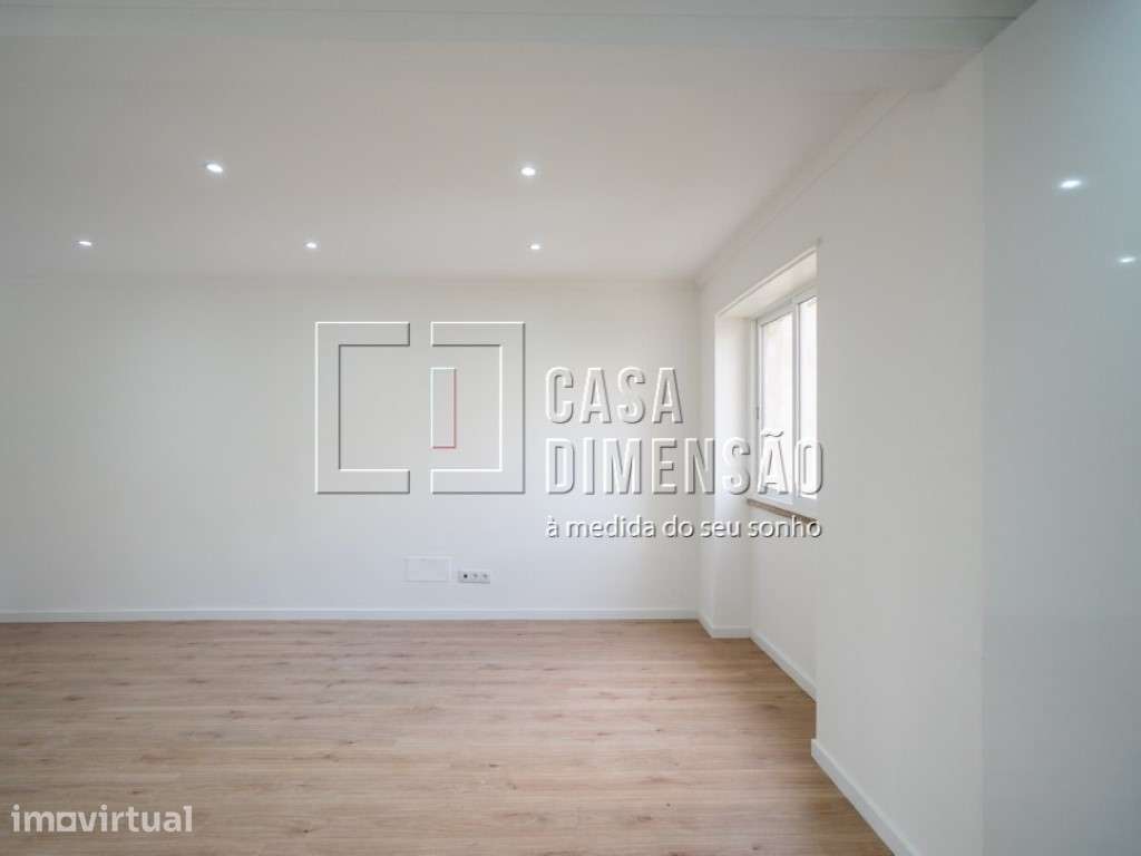 Apartamento de tipologia T3, totalmente remodelado, em Queluz!! - Grande imagem: 4/32