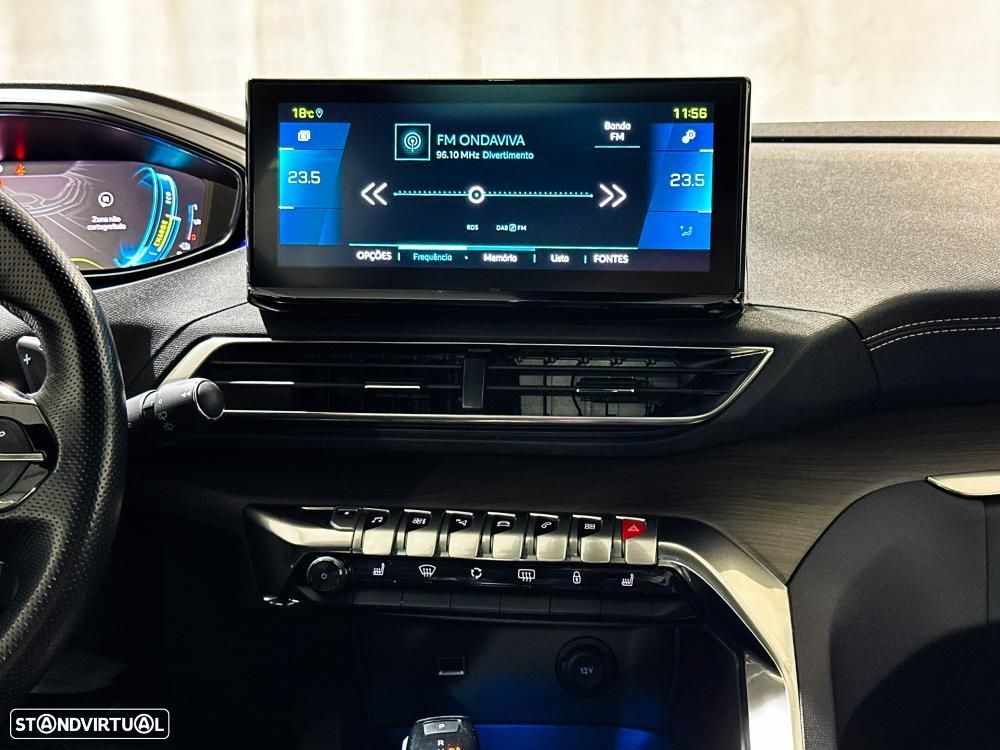 Peugeot 3008 1.6 Hybrid4 GT Pack e-EAT8 - 24