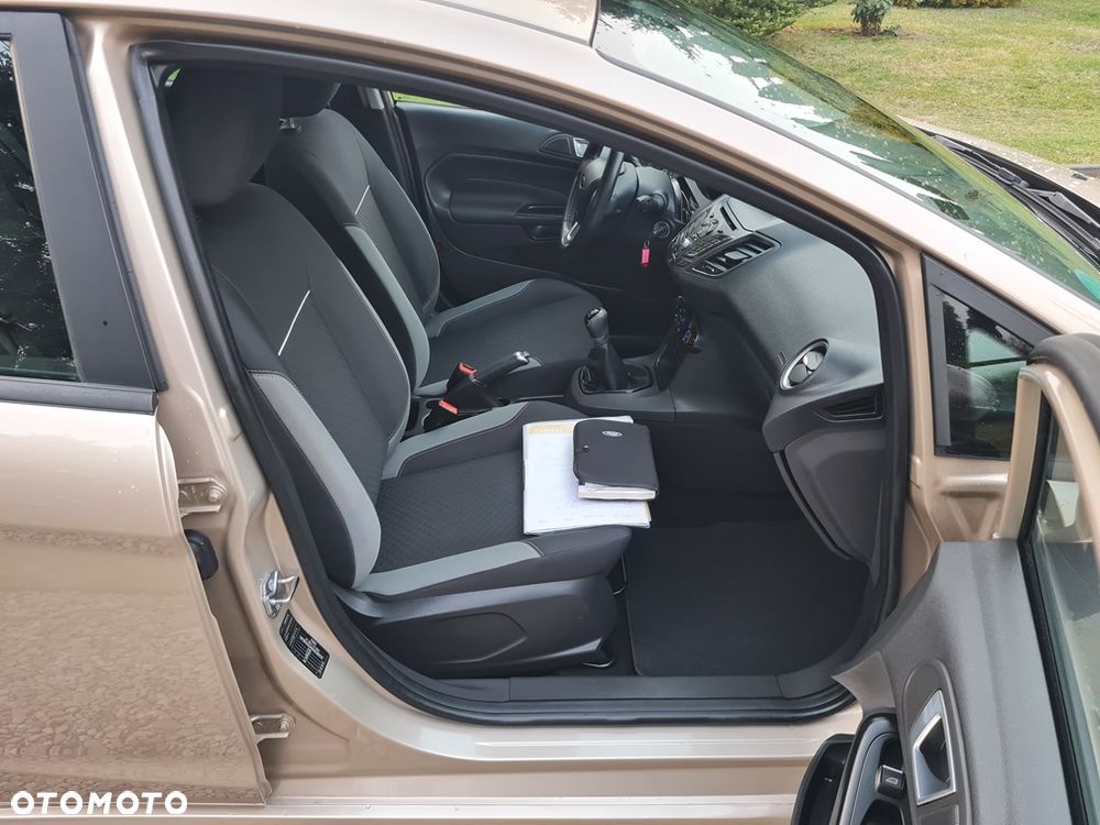 Ford Fiesta 1.25 SYNC Edition - 16