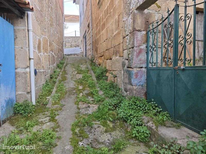 Moradia T2 em Cavadoude a 15 km da Guarda - Grande imagem: 3/12