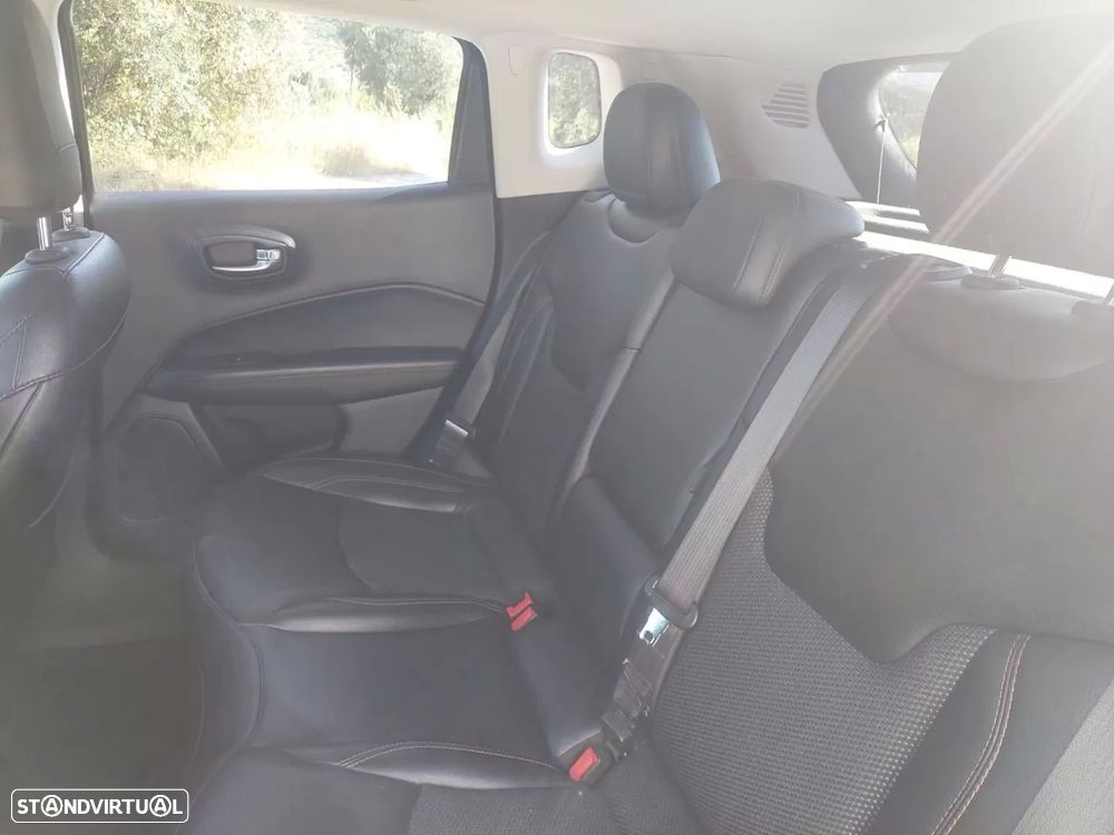 Jeep Compass 1.6 M-Jet Limited - 6