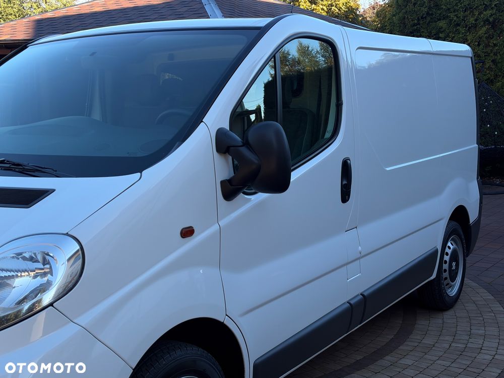 Opel Vivaro - 9