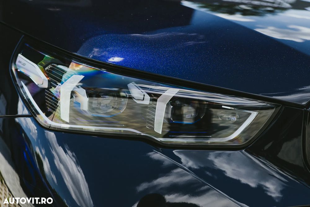 BMW i5 - 6