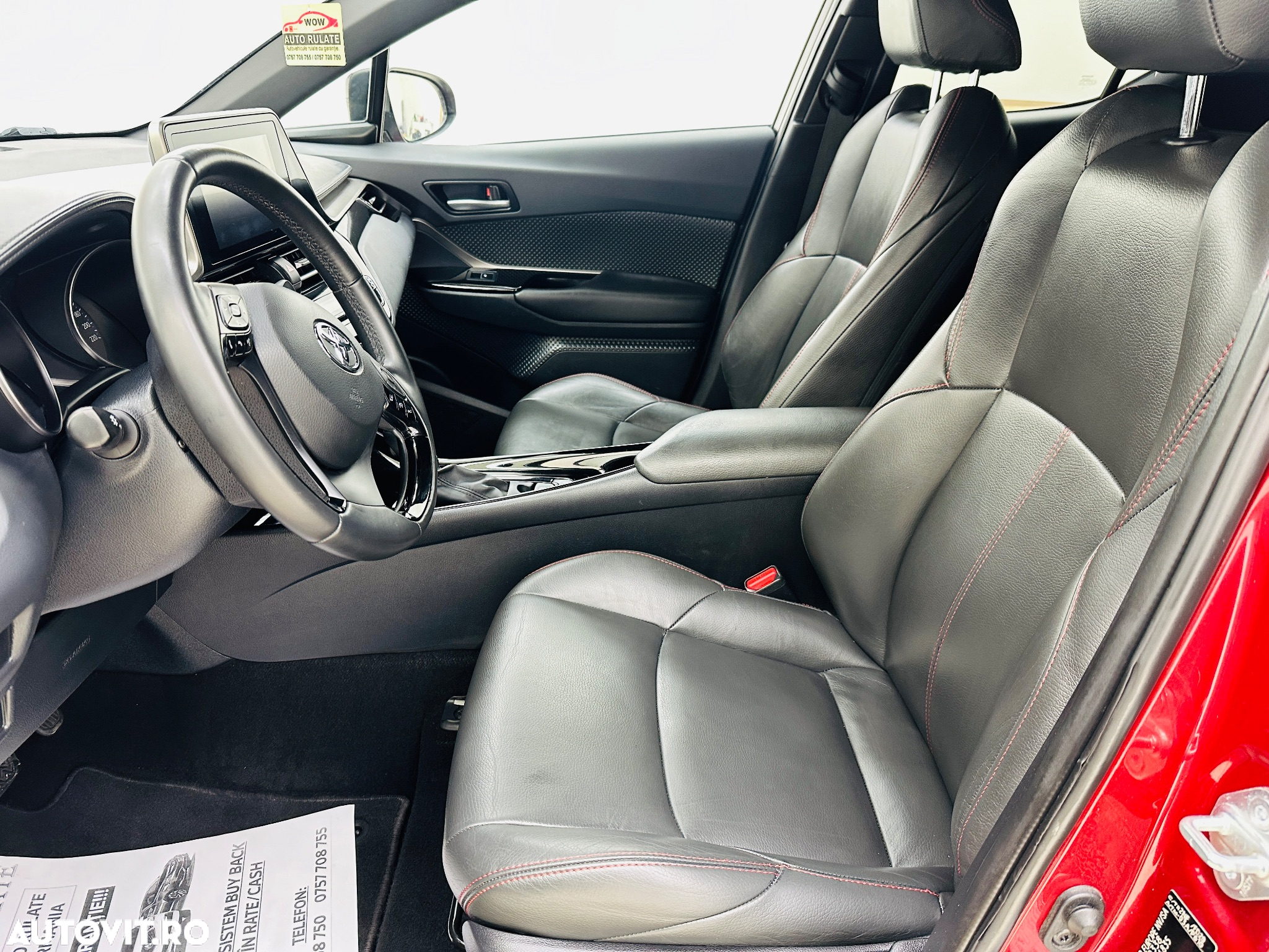 Toyota C-HR - 16