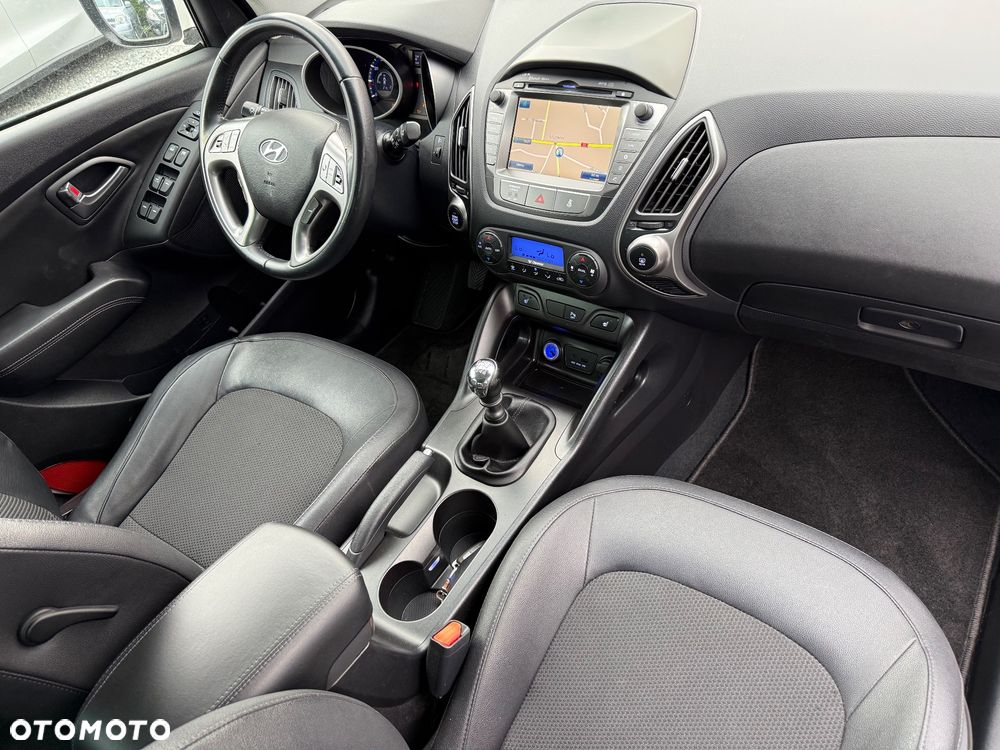 Hyundai Tucson blue 1.6 GDi 2WD Passion - 9