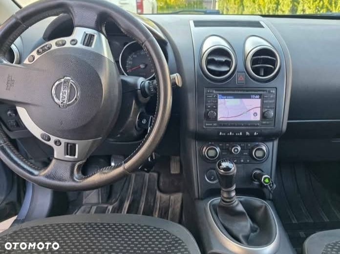Nissan Qashqai+2 - 5