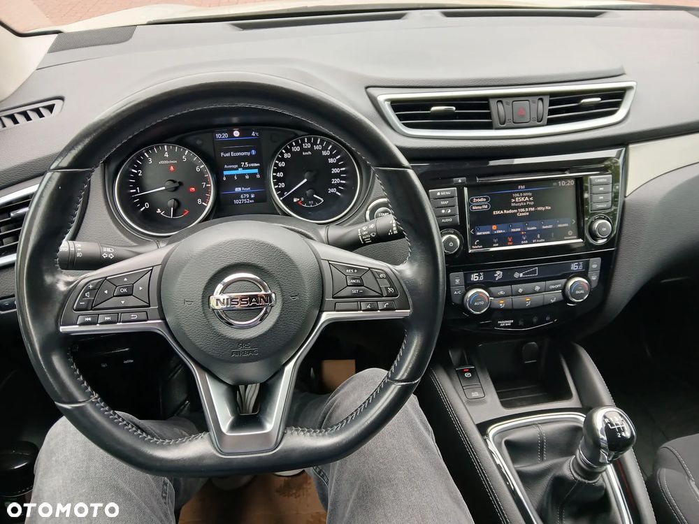 Nissan Qashqai 1.3 DIG-T N-Connecta - 13