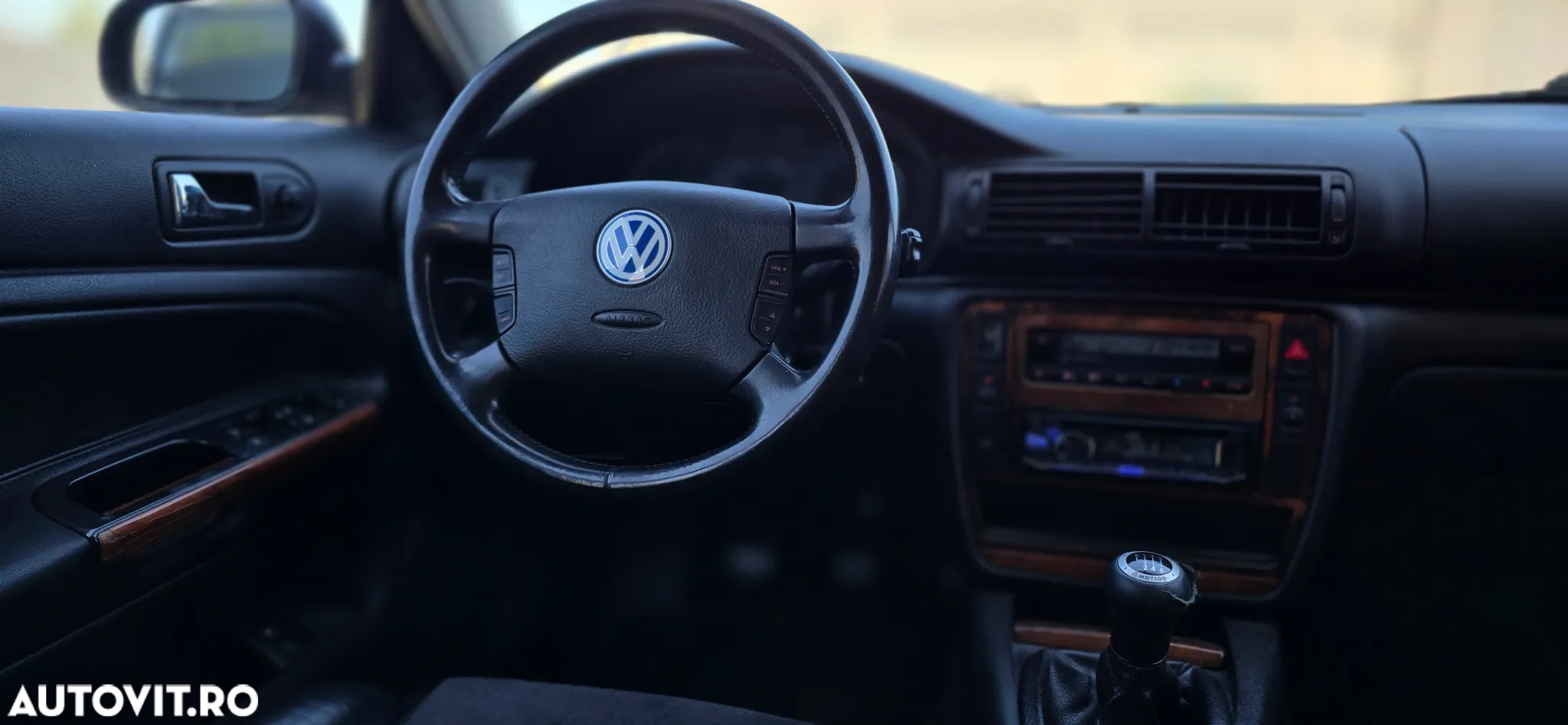 Volkswagen Passat Variant 1.9TD 4Motion Highline - 10