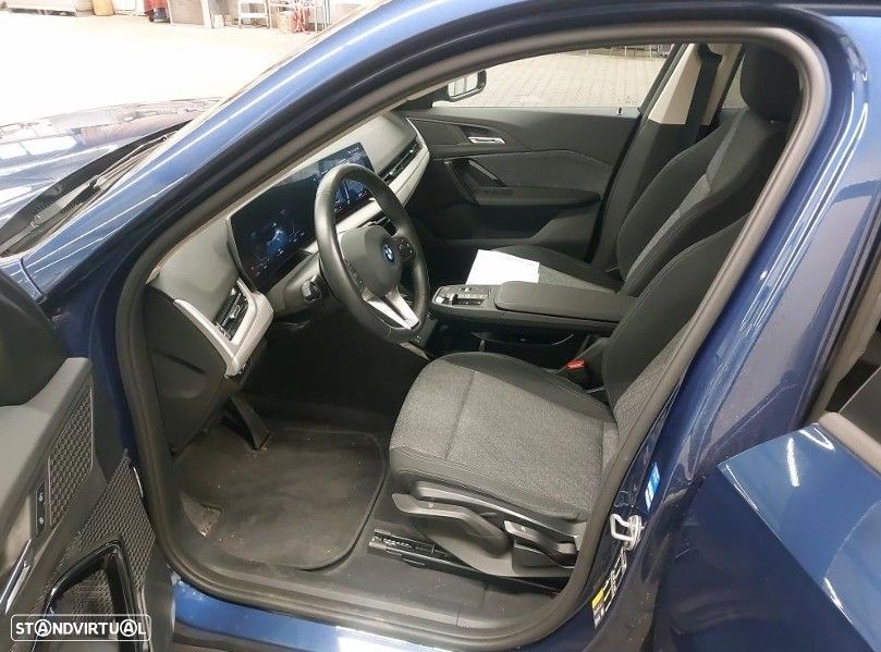 BMW iX1 xDrive30 - 5