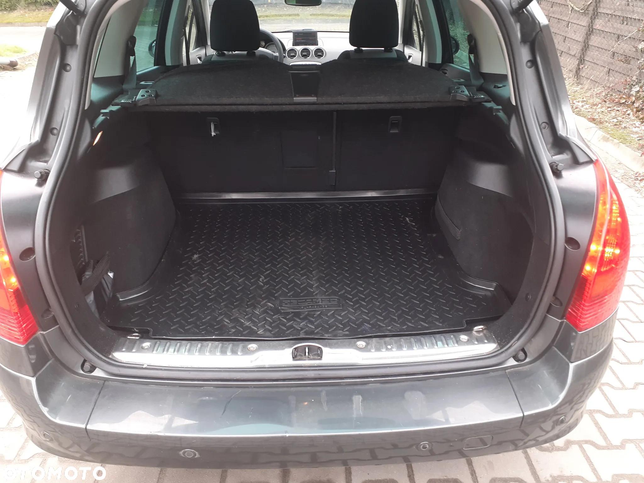 Peugeot 308 e-HDi FAP 110 Stop&Start Access - 6