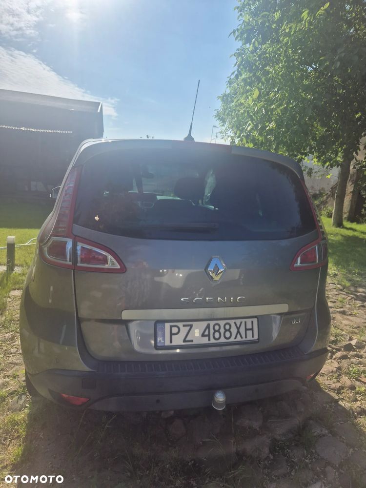 Renault Scenic 1.9 dCi Tech Run - 13