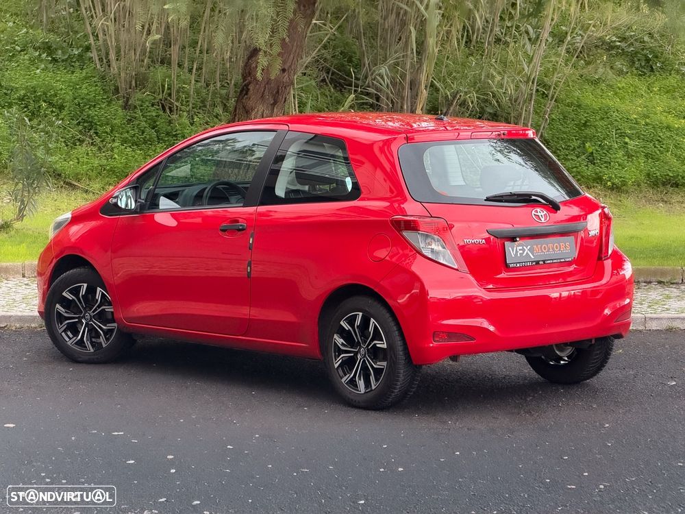 Toyota Yaris 1.0 VVT-i Sport - 6