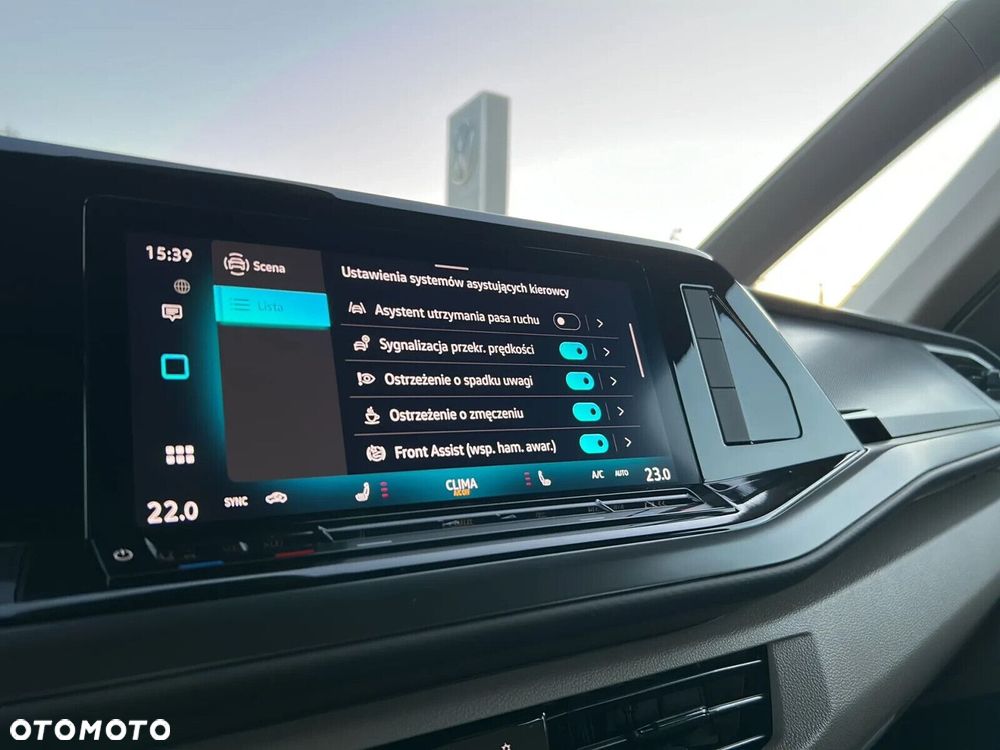 Volkswagen Multivan - 22