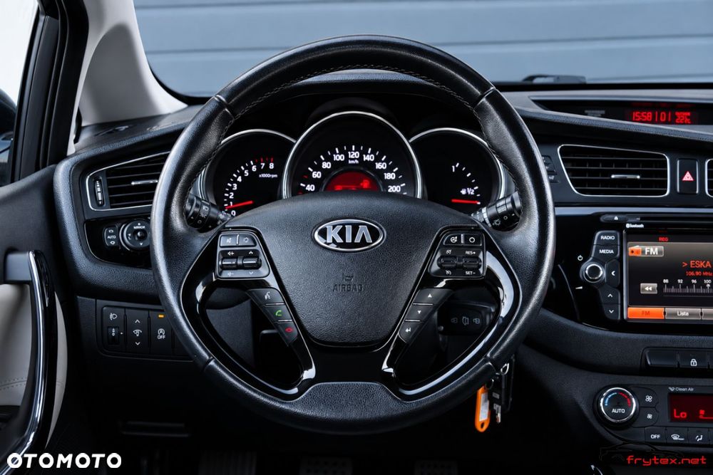 Kia Ceed - 29