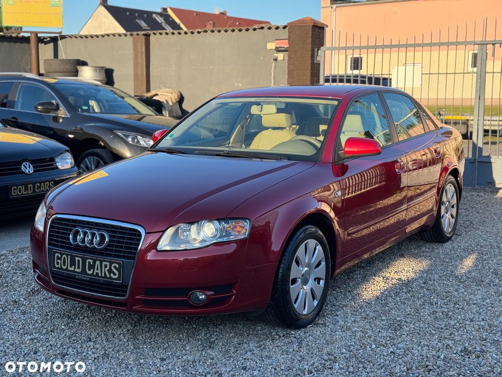 Audi A4 - 1