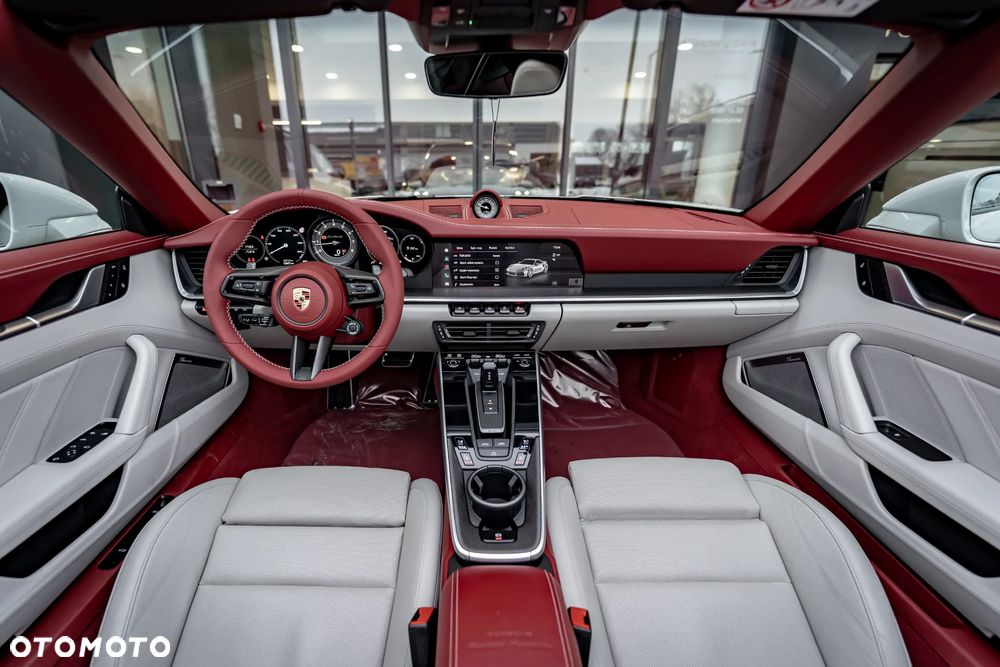 Porsche 911 Turbo S - 37