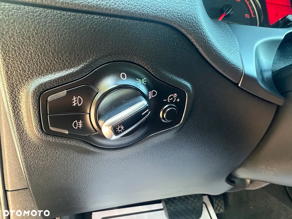 Audi Q5 2.0 TDI quattro Stronic - 34