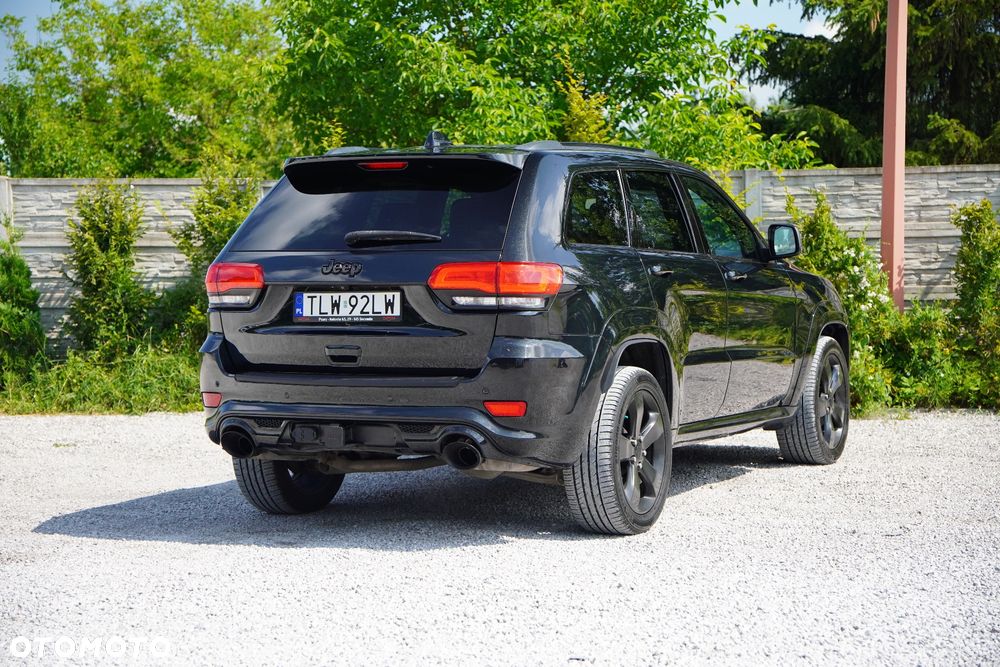 Jeep Grand Cherokee - 11