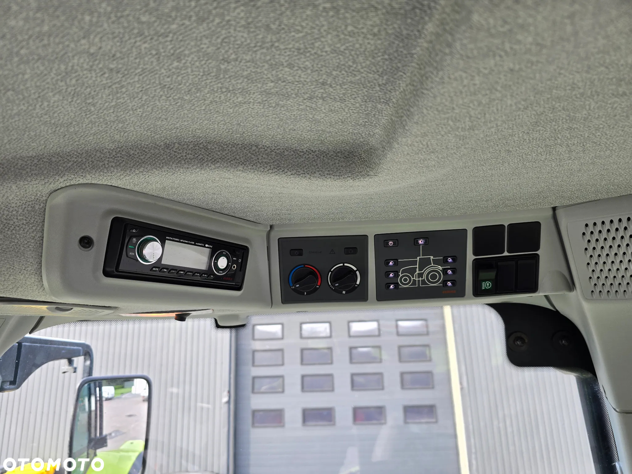 Claas Arion 430 - 22