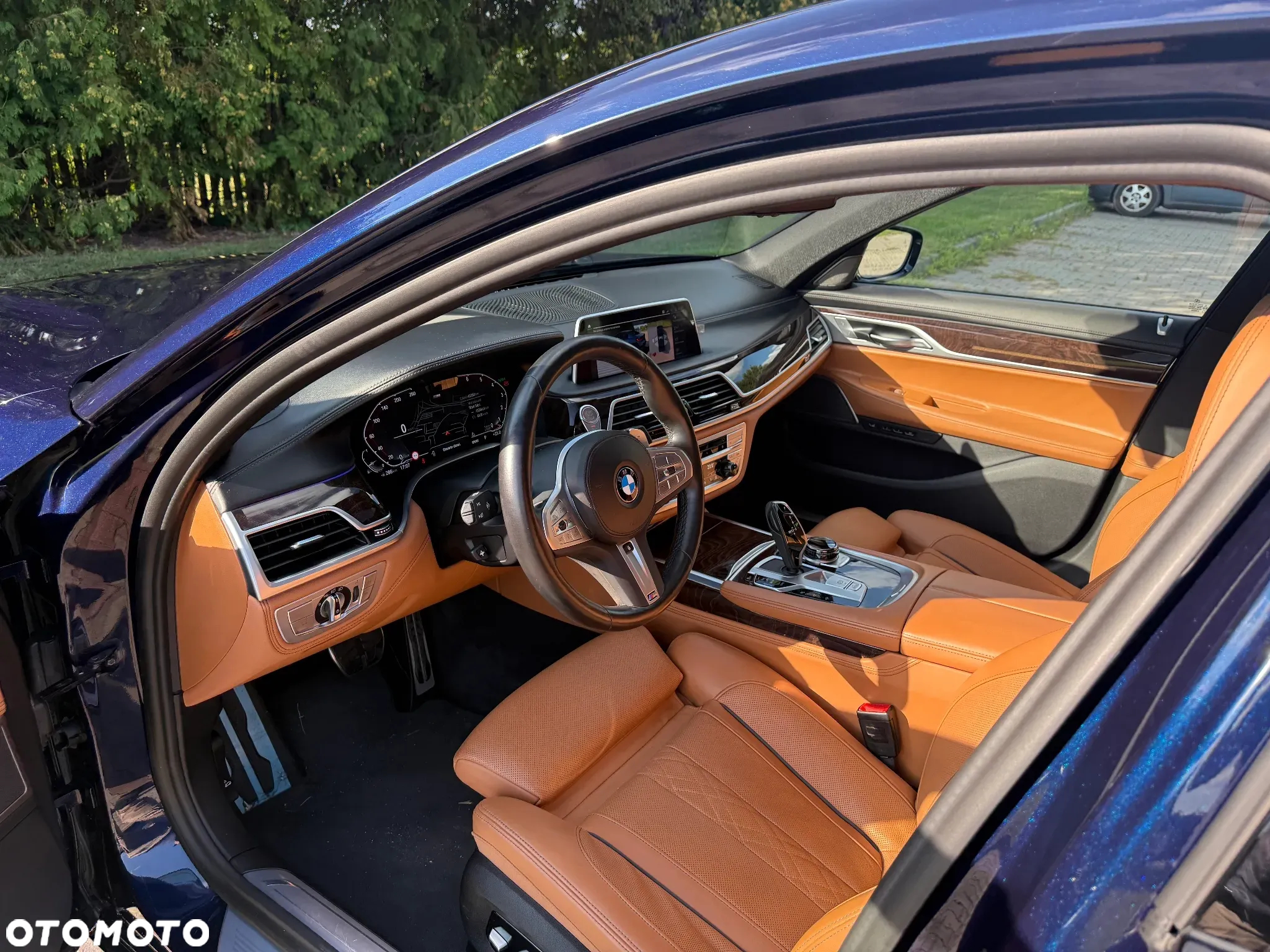BMW Seria 7 750Li xDrive sport - 14
