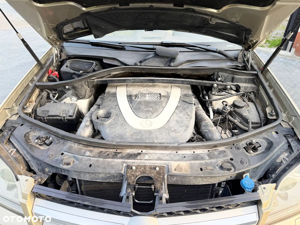 Mercedes-Benz GL 450 4Matic 7G-TRONIC - 26