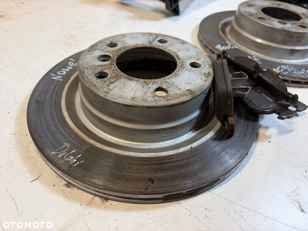 Tarcze hamulcowe tył tylne Bmw e90 e91 e87 tylne wentylowane Delphi + klocki ! nowy zestaw