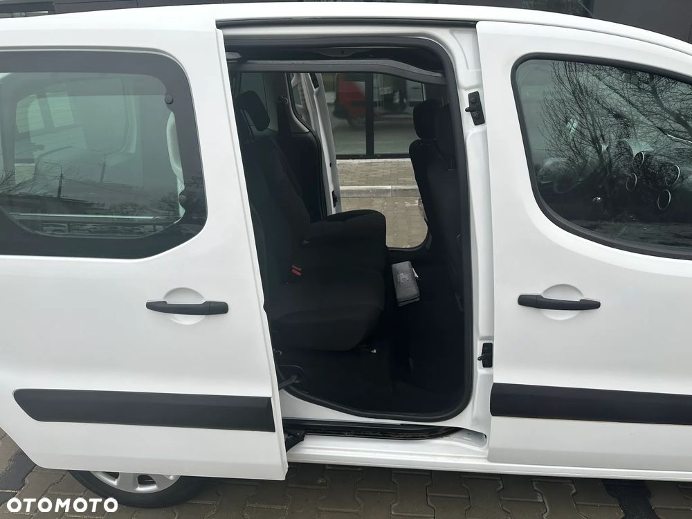 Peugeot Partner 98 VTi Style - 27