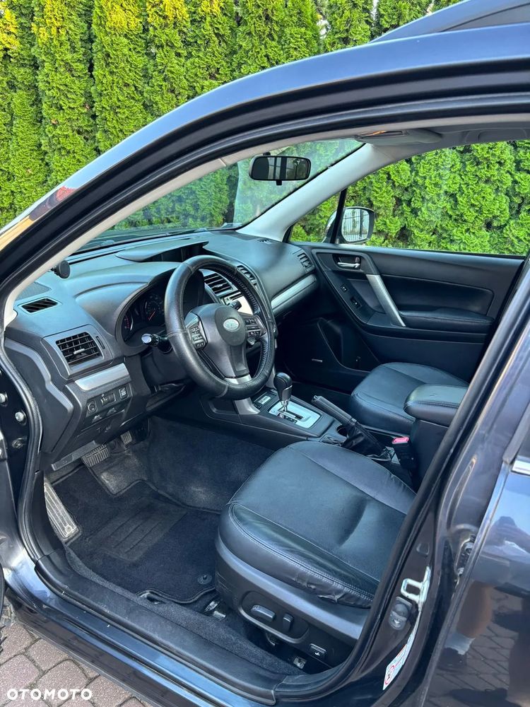 Subaru Forester 2.0 XT Platinum Lineartronic - 9