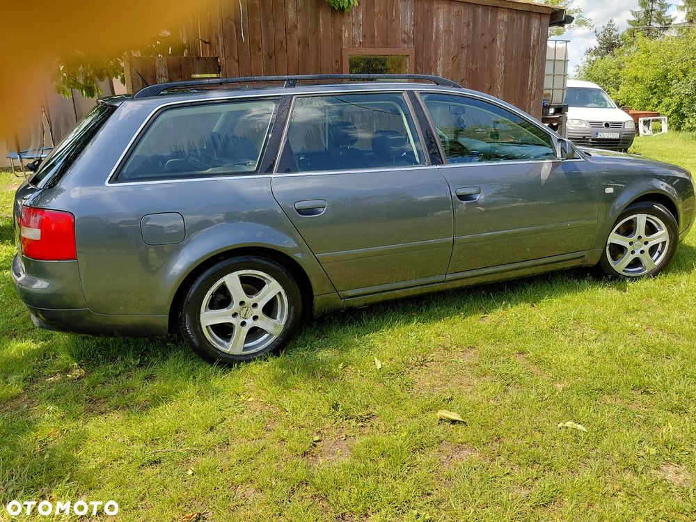 Audi A6 Limousine 2.4 - 15