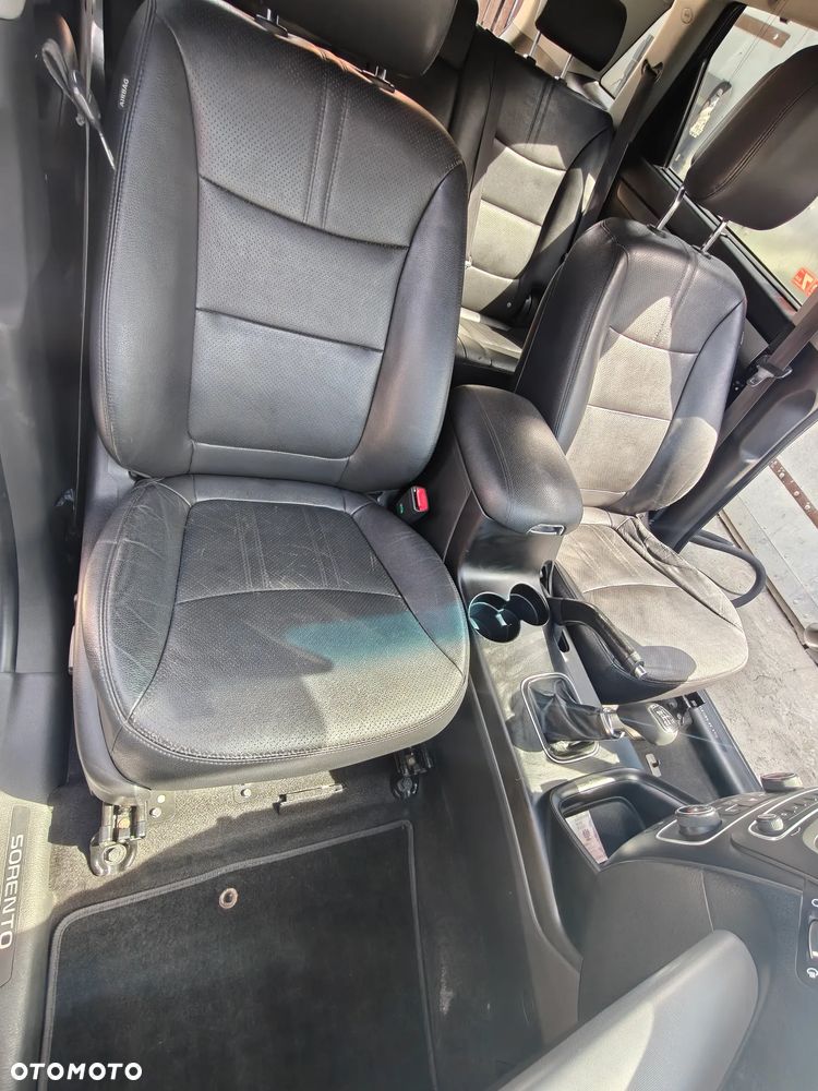 Kia Sorento 2.2 CRDI M - 7