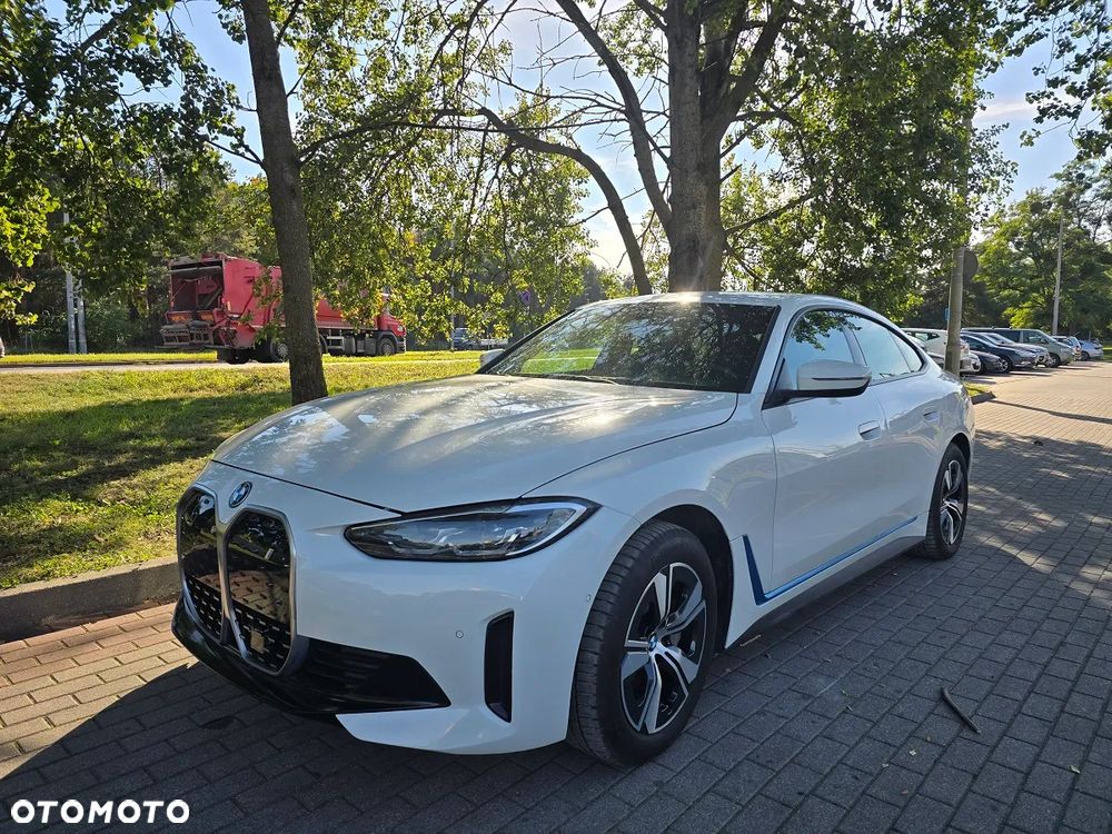 BMW i4 - 1