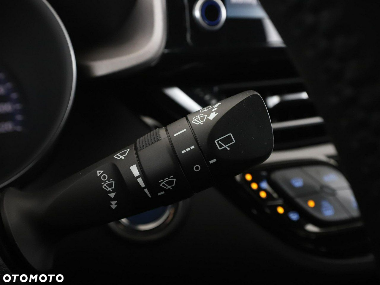 Toyota C-HR 1.8 Hybrid Comfort - 33