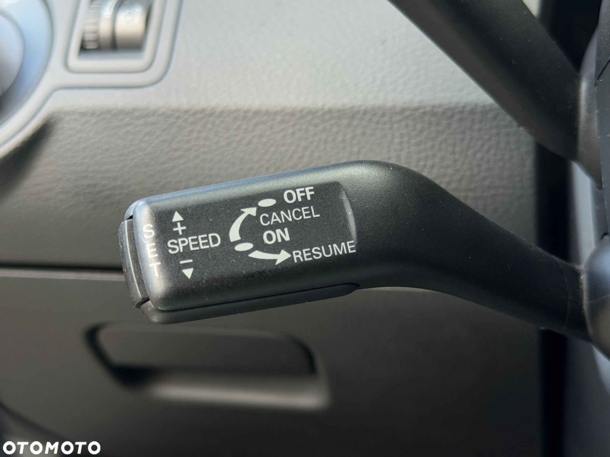 Volkswagen Passat 2.0 TDI Comfortline - 17