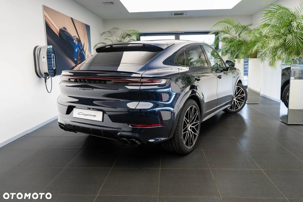 Porsche Cayenne S E-Hybrid PHEV - 8